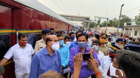 महाप्रबंधक उमरे व पूर्वोंत्तर रेलवे द्वारा भीमसेन-झाँसी झाँसी-ललितपुर तथा ललितपुर-खजुराहो खण्ड का निरीक्षण