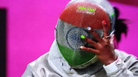ओलंपिक फेंसिंग : भारत की भवानी दूसरे ही दौर में बाहर हुई