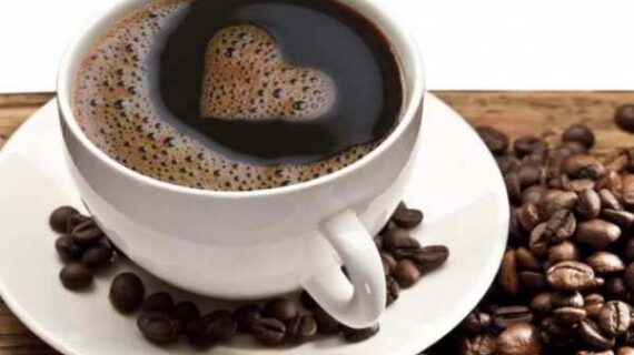 कॉफी पीने से दिल की बिमारियों का खतरा होता है कम