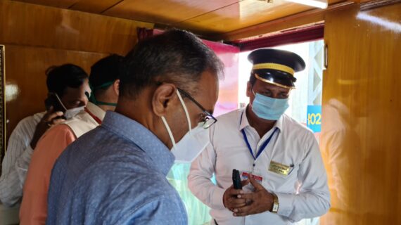 महाप्रबंधक उत्तर मध्य रेलवे ने कानपुर-टूंडला सेक्शन का विंडो ट्रेलिंग निरीक्षण किया