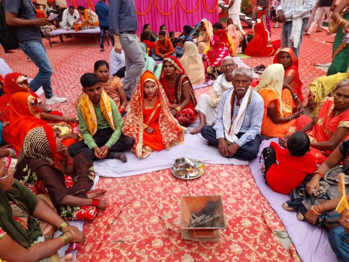 141 जोड़ों का हुआ सामूहिक विवाह