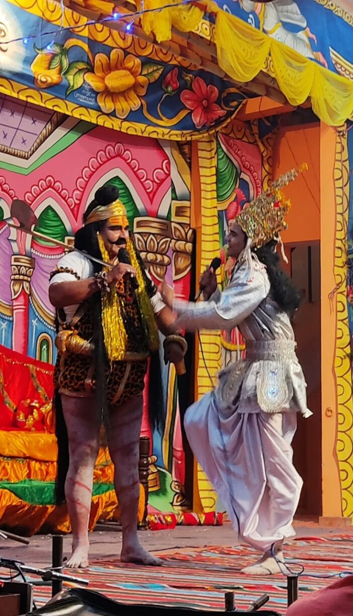 धनुष यज्ञ व परशुराम-लक्ष्मण संवाद देख भाव विभोर हुए दर्शक लगे जय श्रीराम के नारे