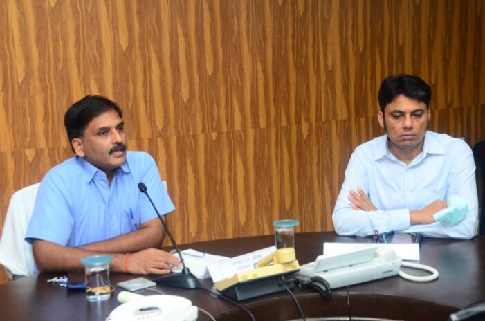मंडल रेल प्रबंधक ने वत्र्तमान वित्तीय वर्ष में अर्जित की गई उपलब्धियों एवं भविष्य कि कार्य योजनाओ की साझा की जानकारी