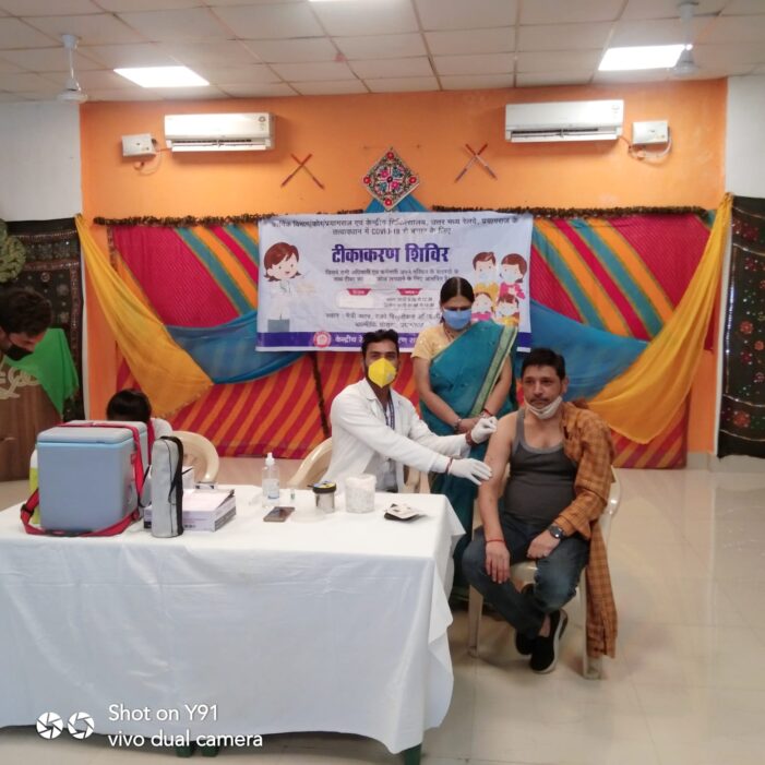 कोर प्रयागराज में कोविड-19 से बचाव के लिए कैम्प का आयोजन