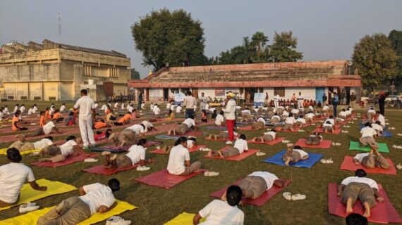 गंगा उत्सव रीवर पेस्टवल” के तहत आयोजित हुई योगा एवं ध्यान प्रतियोगिता