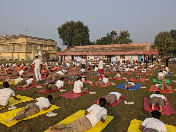 गंगा उत्सव रीवर पेस्टवल” के तहत आयोजित हुई योगा एवं ध्यान प्रतियोगिता
