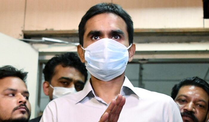 नवाब मलिक ने डिसूजा और एनसीबी अधिकारी के बीच फोन वार्ता का ऑडियो जारी किया, मचा हड़कंप