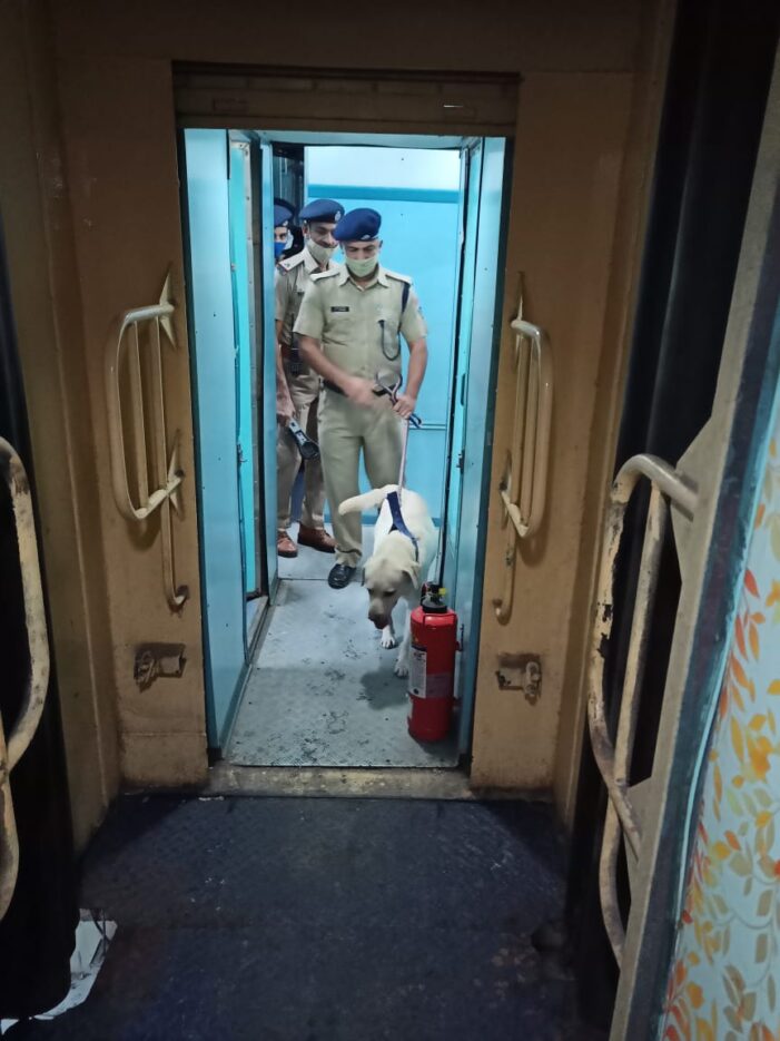 त्योहारों के दृष्टिगत स्टेशनों पर सुरक्षा व्यवस्था का रखा जा रहा विशेष ध्यान