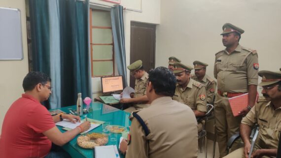 पिपरी और चरवा थाने का पुलिस अधीक्षक ने किया निरीक्षण