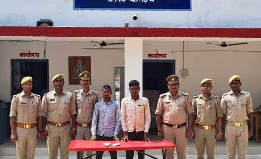 पचास हजार का इनामी डकैत साथी संग पुलिस मुठभेड़ में गिरफ्तार