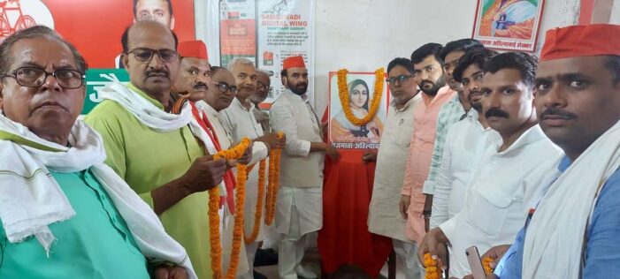 पीड़ित मानवता को समर्पित थी अहिल्याबाई होल्कर