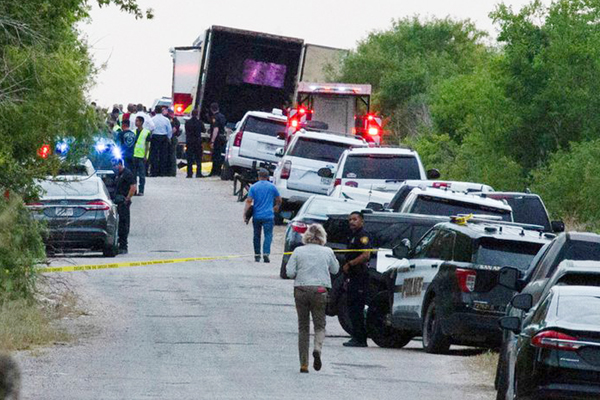 अमेरिका- टेक्सास के सैंट एंटोनियो में ट्रैक्टर-ट्रेलर में 46 लोग मृत मिले, मचा हड़कंप