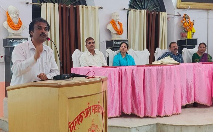 वैश्विक परिप्रेक्ष्य में शोध करें: रामेश्वर दुबे
