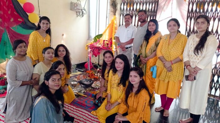 कृष्ण जन्माष्टमी सरल जीवन जीने का प्रतीक