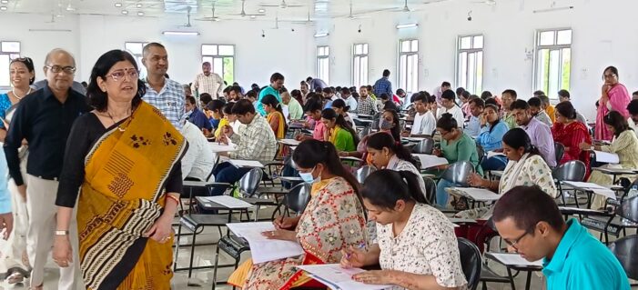 69 % ने दी राजर्षि टंडन मुक्त विश्वविद्यालय की पीएचडी प्रवेश परीक्षा