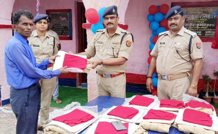 चैकी के जीर्णोद्धार व नवनिर्मित शौचालय का लोकार्पण चैकी के जीर्णोद्धार व नवनिर्मित शौचालय का लोकार्पण