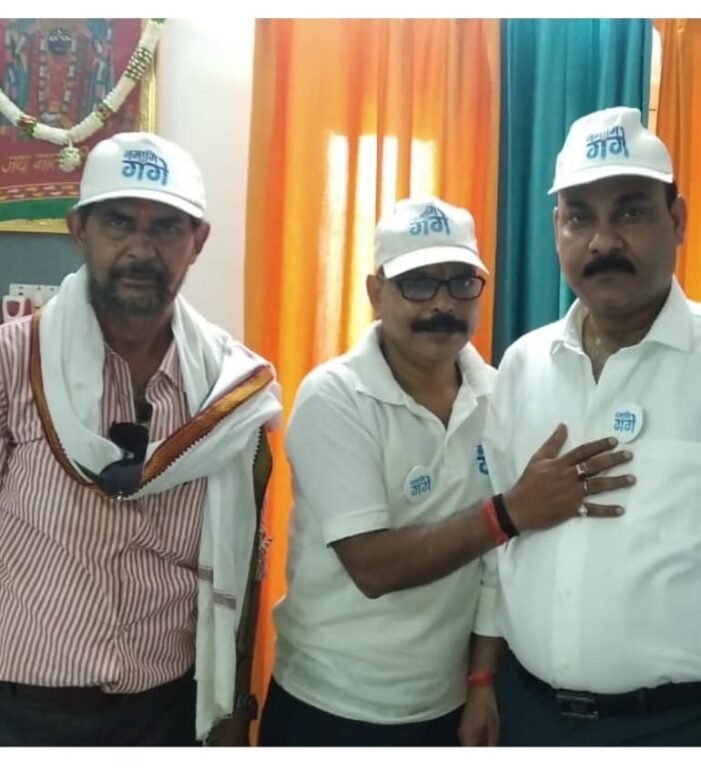 गंगा सामग्र प्रांत चिकित्सक संयोजक सम्मानित किए गए प्रवीण चंद श्रीवास्तव