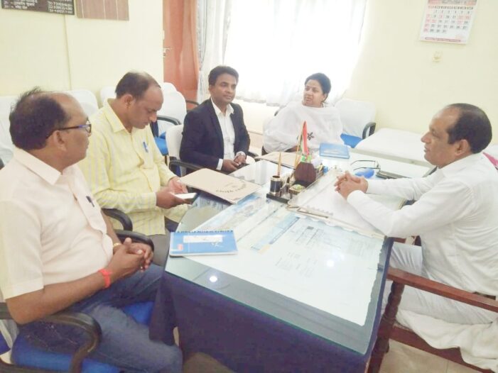 सम्पूर्ण समाधान दिवस पर सुनी गयी जनसस्यायें