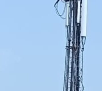 शो-पीस बने कस्बे में लगे निजी मोबाइल कम्पनियों के टावर