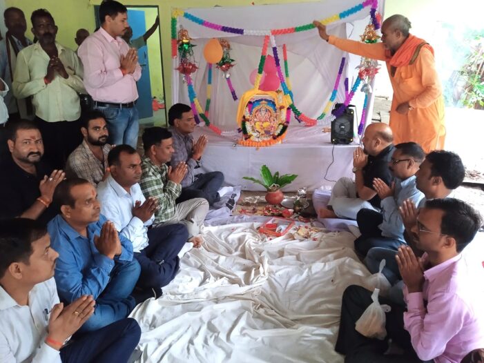हर्षाेल्लास से मनाई भगवान विश्वकर्मा की जयंती