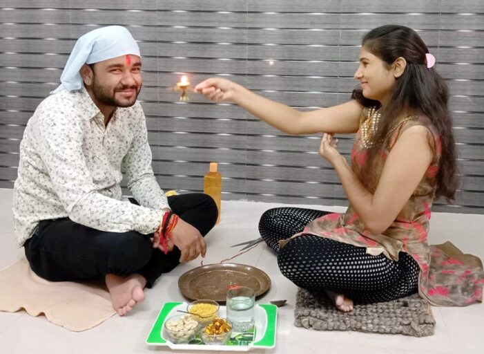 भैया-दूज: रोली-टीका कर बहनों ने उतारी आरती