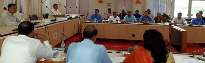 जनपद स्तरीय खाद्य सुरक्षा सलाहकार समिति की हुई बैठक