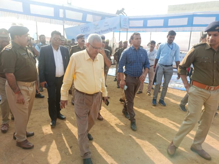 मुख्यमंत्री कार्यक्रम स्थल का उच्चाधिकारियों ने किया स्थलीय निरीक्षण मुख्यमंत्री कार्यक्रम स्थल का उच्चाधिकारियों ने किया स्थलीय निरीक्षण