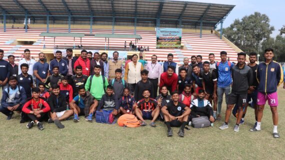 एनटीपीसी विंध्याचल में सीएसआर के अंतर्गत सीनियर नेशनल फुटबाल संतोष ट्राफी 2022-23 हेतु प्रशिक्षण शिविर का आयोजन