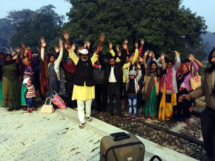 बन्द एजे संचालन के लिए दूसरे दिन भी आन्दोलन बन्द एजे संचालन के लिए दूसरे दिन भी आन्दोलन