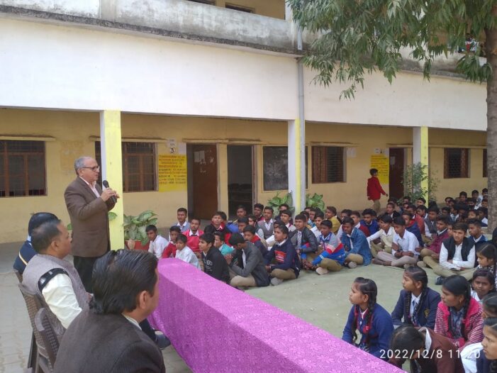 छात्र-छात्राओं को झंडा दिवस तथा फोर्स के बारे में बताया गया छात्र-छात्राओं को झंडा दिवस तथा फोर्स के बारे में बताया गया