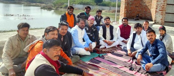 क्षत्रिय महासभा ने बैठक कर समाज की समस्याओं पर की चर्चा क्षत्रिय महासभा ने बैठक कर समाज की समस्याओं पर की चर्चा