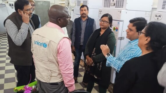 यूनिसेफ टीम ने हॉस्पिटलों में स्वास्थ्य व्यवस्था किए निरीक्षण