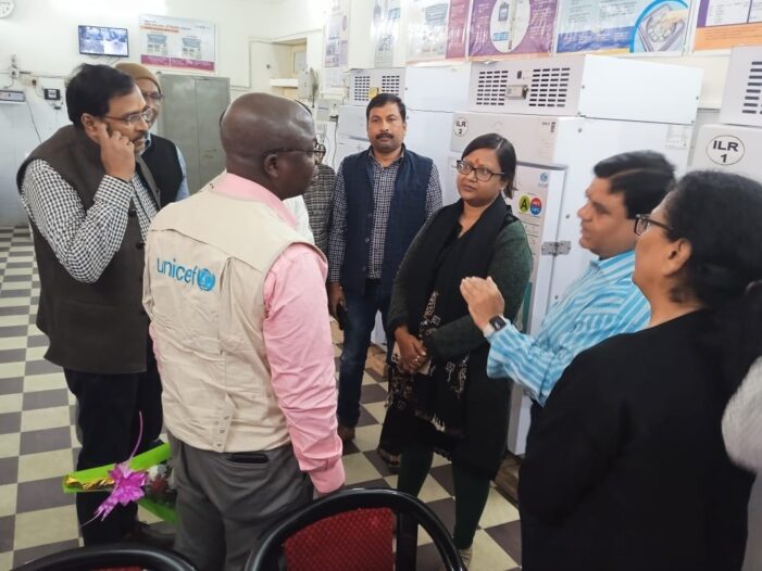 यूनिसेफ टीम ने हॉस्पिटलों में स्वास्थ्य व्यवस्था किए निरीक्षण