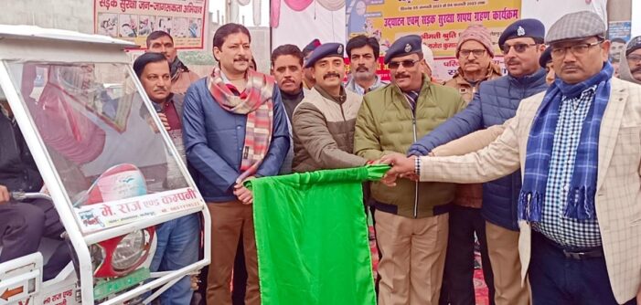 सड़क सुरक्षा जागरूकता माह का एसपी ने किया शुभारंभ