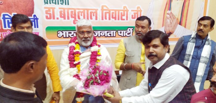 कैबिनेट मंत्री ने की पूर्व मंत्री स्वामी प्रसाद मौर्या को दी नसीहत
