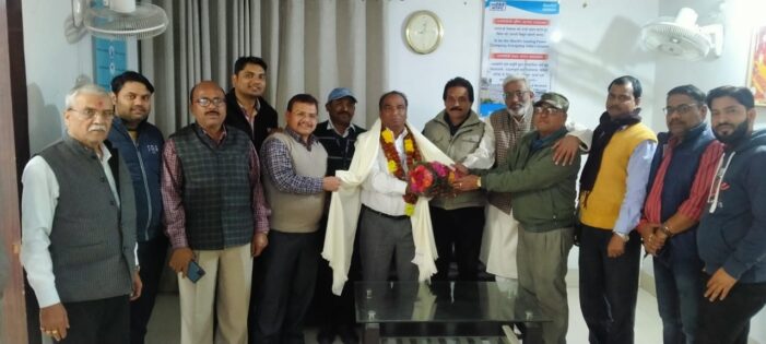 बढ़ती महंगाई के खिलाफ आप का विरोध प्रदर्शन बढ़ती महंगाई के खिलाफ आप का विरोध प्रदर्शन