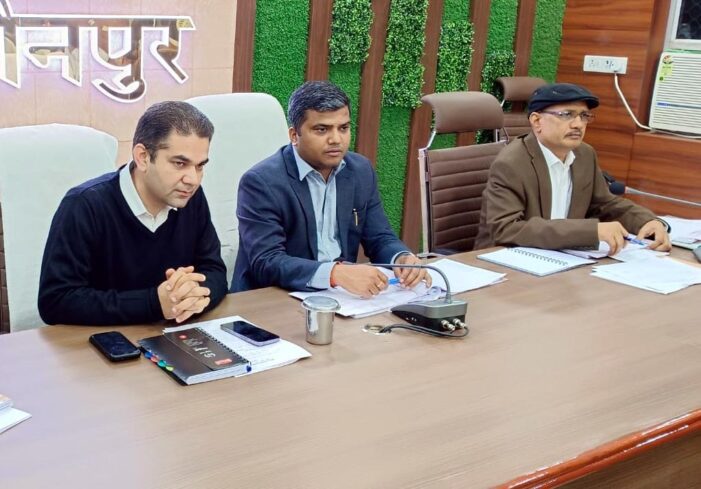 भू-माफियाओं से अतिक्रमित भूमि को खाली करायं भू-माफियाओं से अतिक्रमित भूमि को खाली करायं
