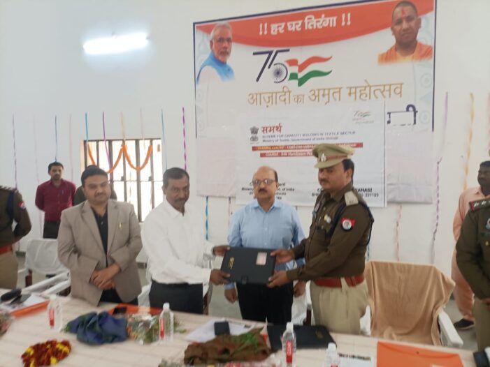 रेशम हथकरघा, बुनाई और रंगाई सीखेंगे वाराणसी जेल के कैदी रेशम हथकरघा, बुनाई और रंगाई सीखेंगे वाराणसी जेल के कैदी
