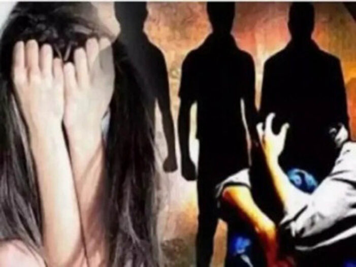मेला देखने गई दो किशोरियों के साथ छः युवकों ने किया गैंगरेप मेला देखने गई दो किशोरियों के साथ छः युवकों ने किया गैंगरेप