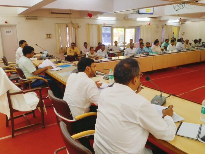 चुनाव को निष्पक्ष व शान्ति पूर्ण सम्पन्न कराने हेतु हुई बैठक