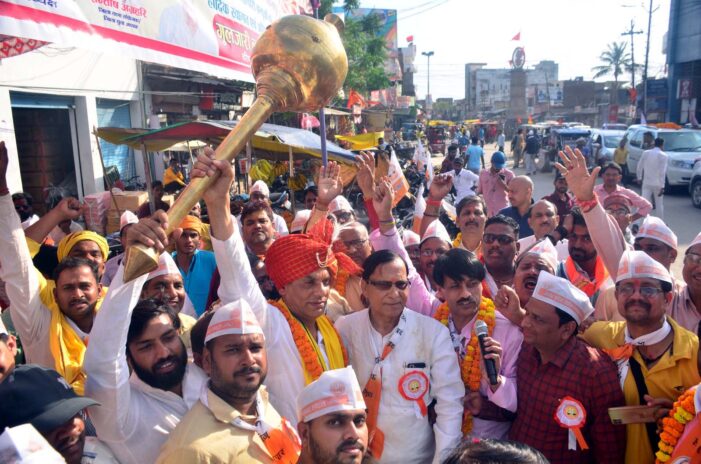 व्यापारी स्वाभिमान यात्रा का किया स्वागत
