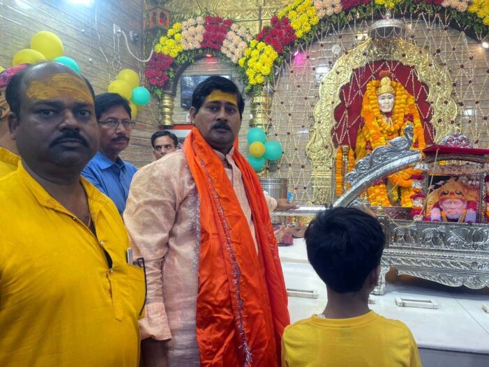 धूमधाम से मना साईं बाबा का स्थापना दिवस