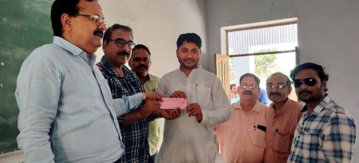 शिक्षक हित मेरे लिए सर्वोपरि: अनुज प्रताप सिंह शिक्षक हित मेरे लिए सर्वोपरि: अनुज प्रताप सिंह