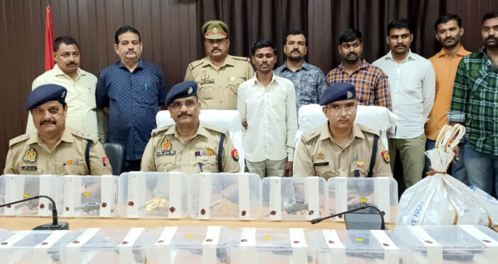 अवैध असलहा फैक्ट्री का भंडाफोड़, जखीरा बरामद