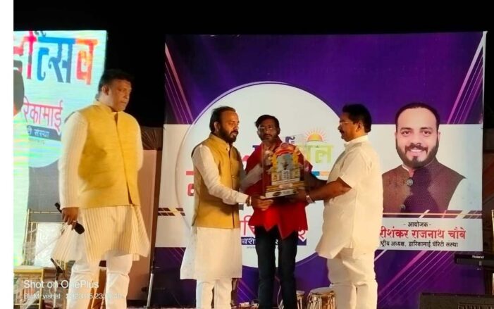 सम्मान से सकारात्मक दिशा में आगे बझ़ते है कलाकार