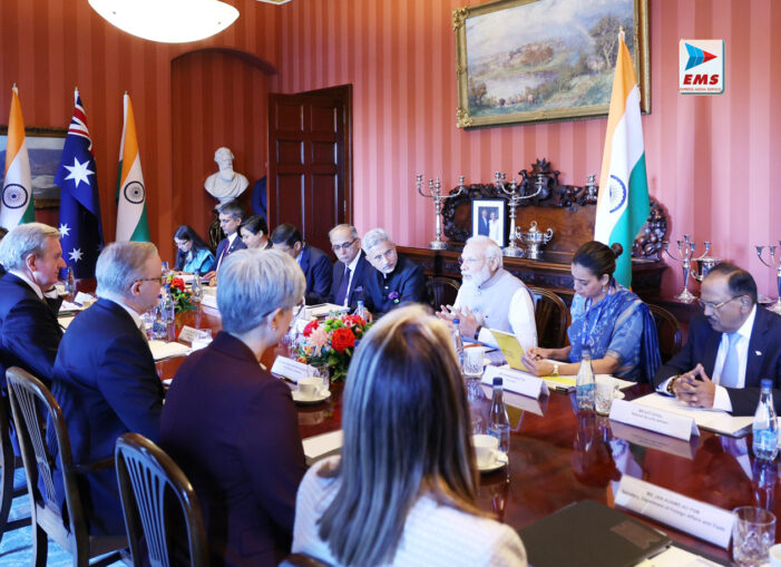 व्यापार और निवेश, नवीकरणीय ऊर्जा, हरित हाइड्रोजन पर पीएम मोदी और अल्बनीज ने की बात व्यापार और निवेश, नवीकरणीय ऊर्जा, हरित हाइड्रोजन पर पीएम मोदी और अल्बनीज ने की बात