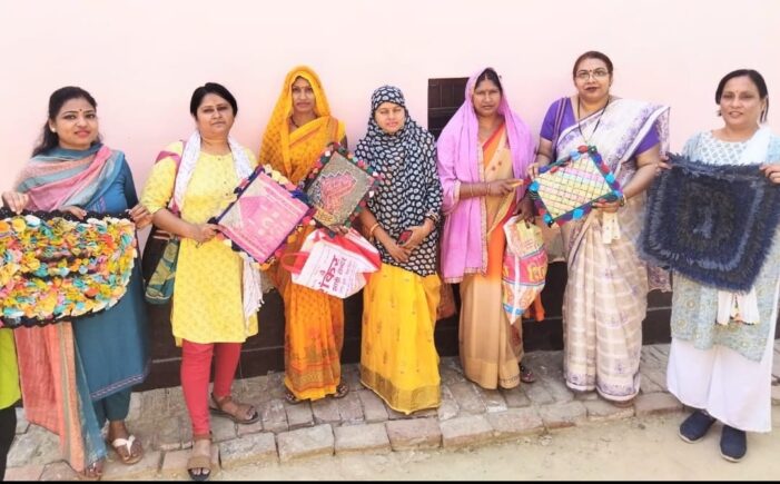 मुक्त विश्वविद्यालय ने बारी गांव में लगाया योग एवं मतदाता जागरूकता शिविर मुक्त विश्वविद्यालय ने बारी गांव में लगाया योग एवं मतदाता जागरूकता शिविर