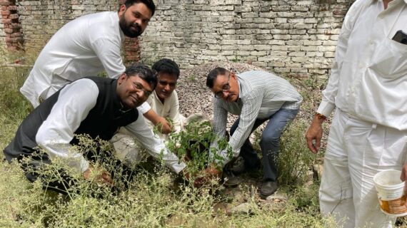 स्वतंत्रता संग्राम सेनानी व्यौमेश चन्द्र बनर्जी व पूर्व राष्ट्रपति एपीजे अब्दुल कलाम की पुण्यतिथि मनाई