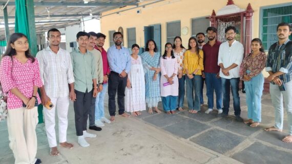 विनोबा भावे की 131वीं जयंती पर पवनार आश्रम में हुआ प्रेरणादिवस का आयोजन