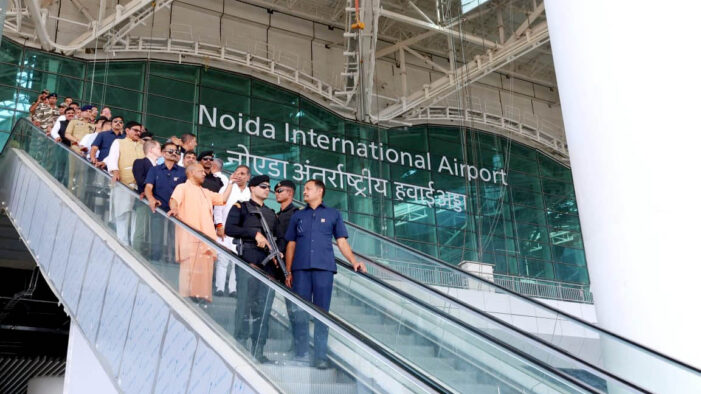 नोएडा इण्टरनेशनल एयरपोर्ट प्रदेश के विकास का प्रतीक बनने जा रहा : मुख्यमंत्री